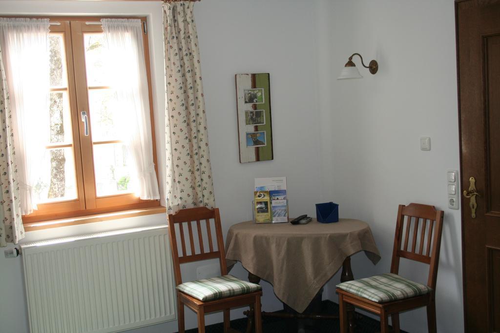 Zum Kirchenbauer Hotell Oberammergau Exteriör bild
