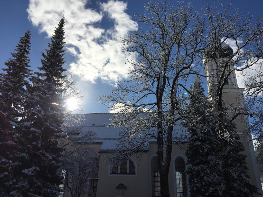 Zum Kirchenbauer Hotell Oberammergau Exteriör bild