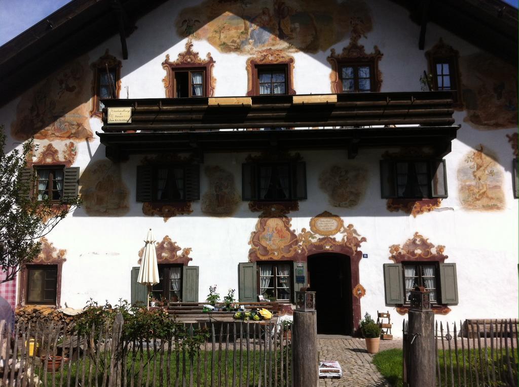 Zum Kirchenbauer Hotell Oberammergau Exteriör bild