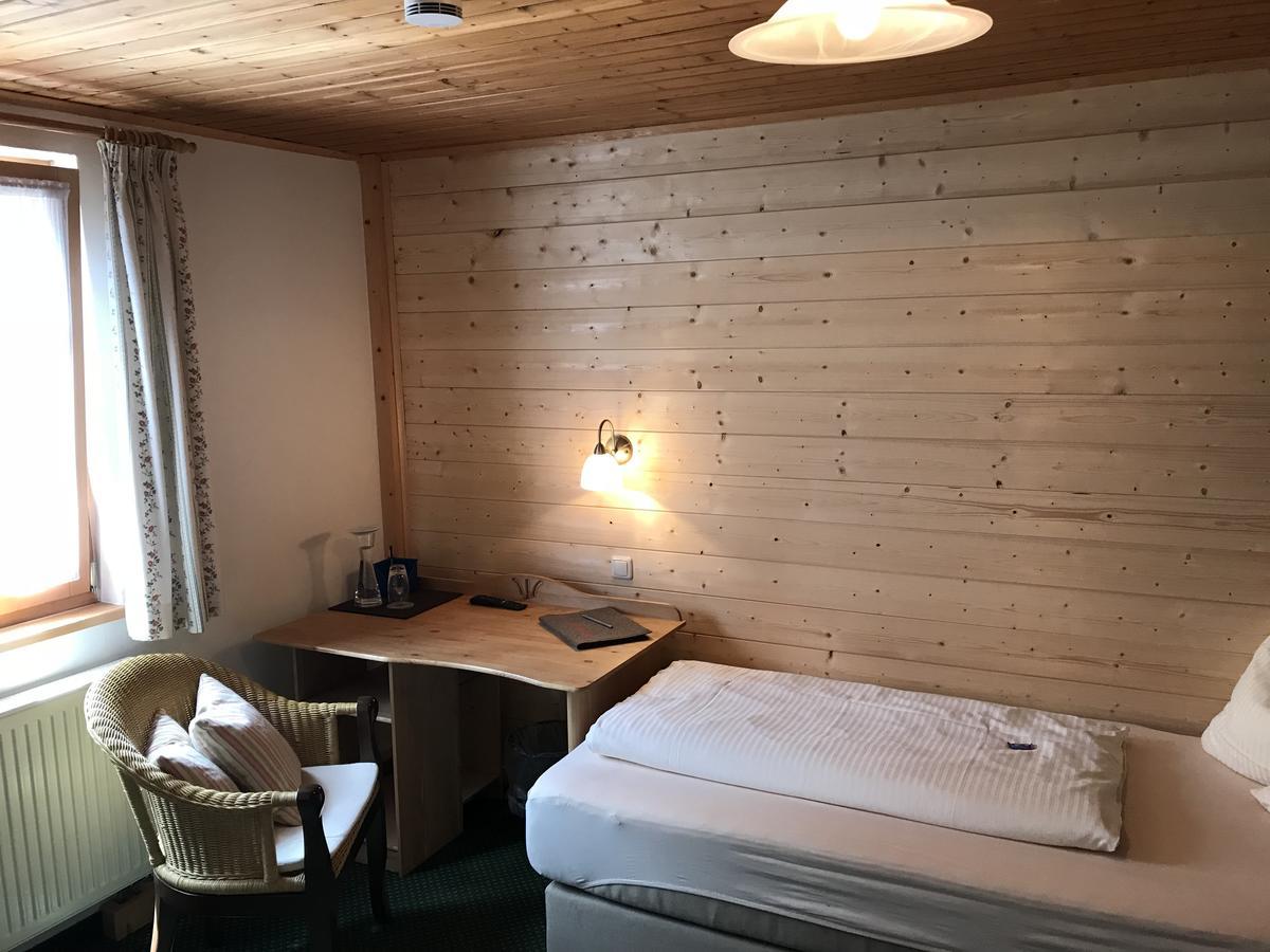 Zum Kirchenbauer Hotell Oberammergau Exteriör bild