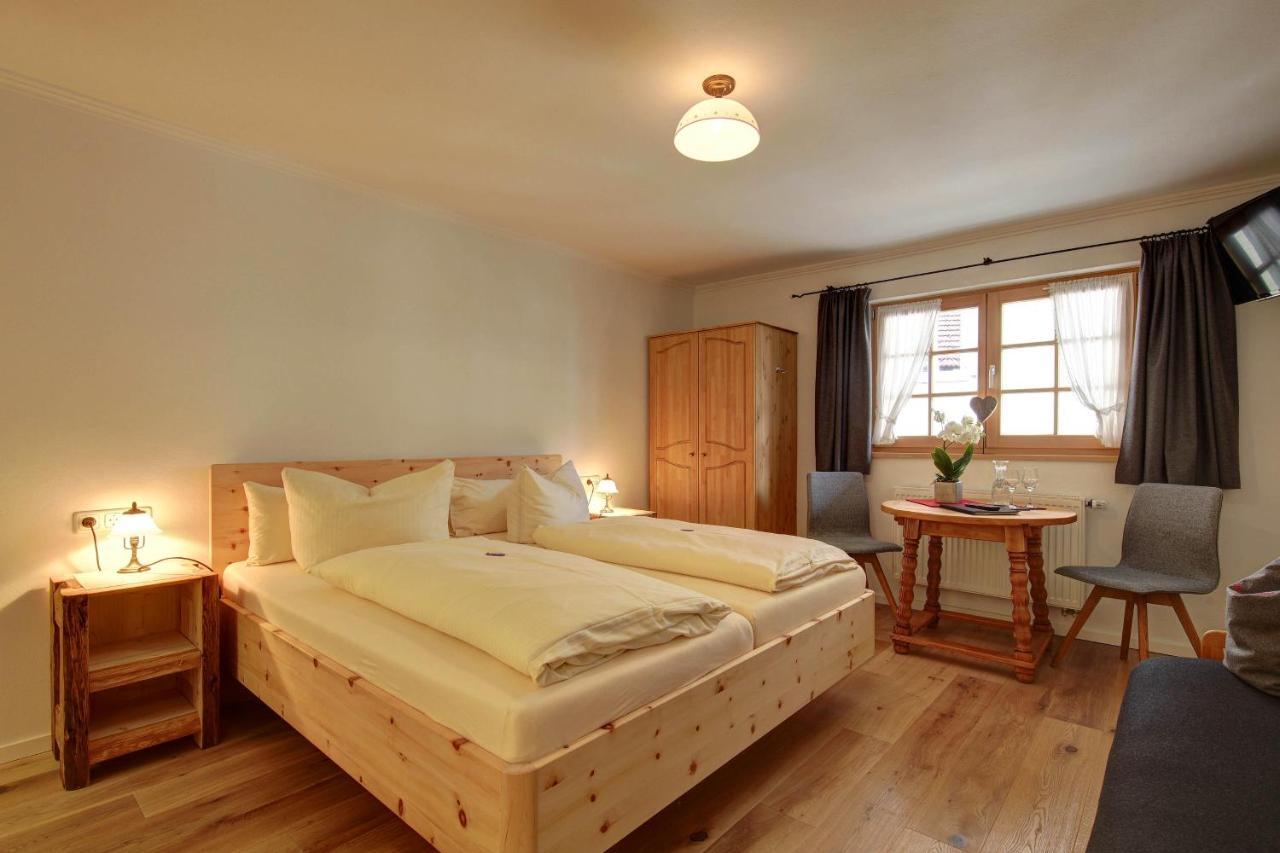 Zum Kirchenbauer Hotell Oberammergau Exteriör bild