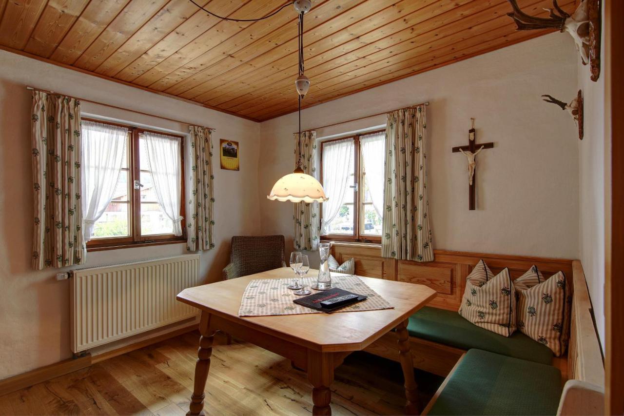 Zum Kirchenbauer Hotell Oberammergau Exteriör bild